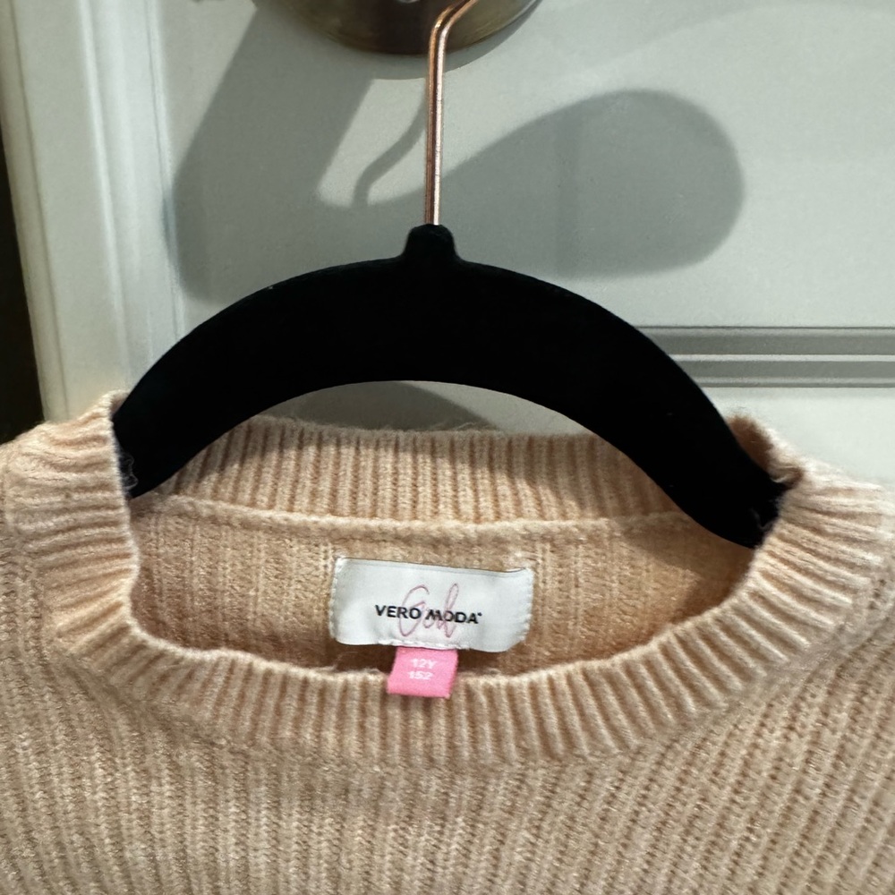 Vero Moda Beige Sweater - Picture 2 of 2